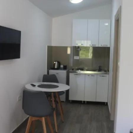 בודווה Mia Casa Apartmens מראה חיצוני תמונה