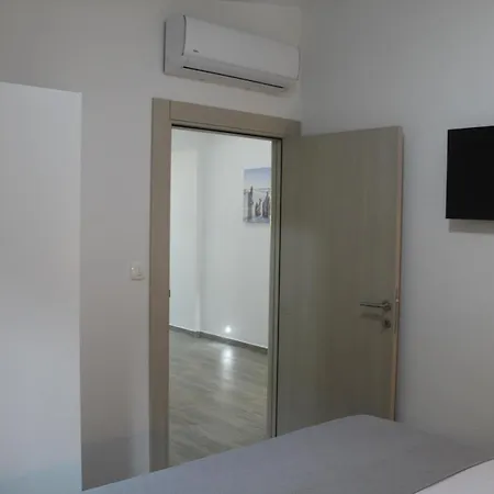 בודווה Mia Casa Apartmens מראה חיצוני תמונה